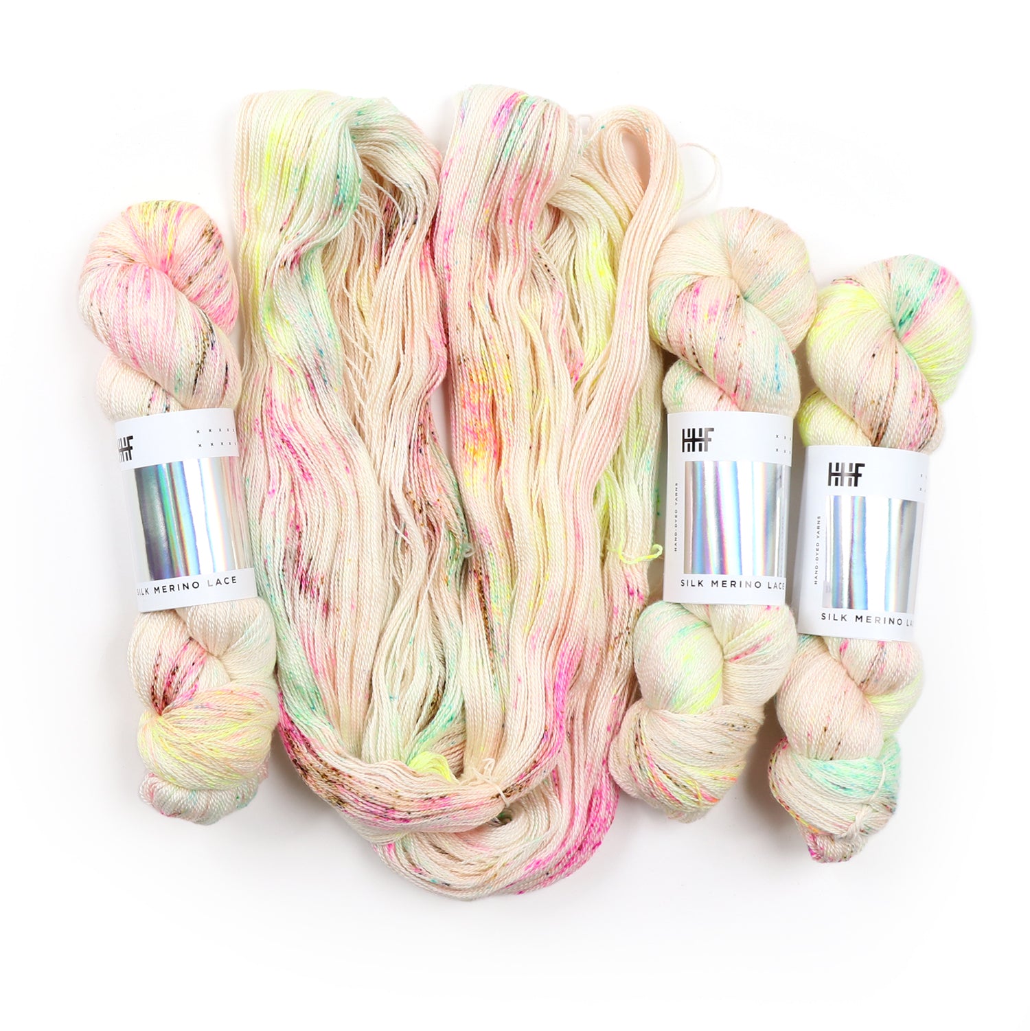 hedgehog-fibres-custom-dye-order-crybaby-laine-teinture-main image 8