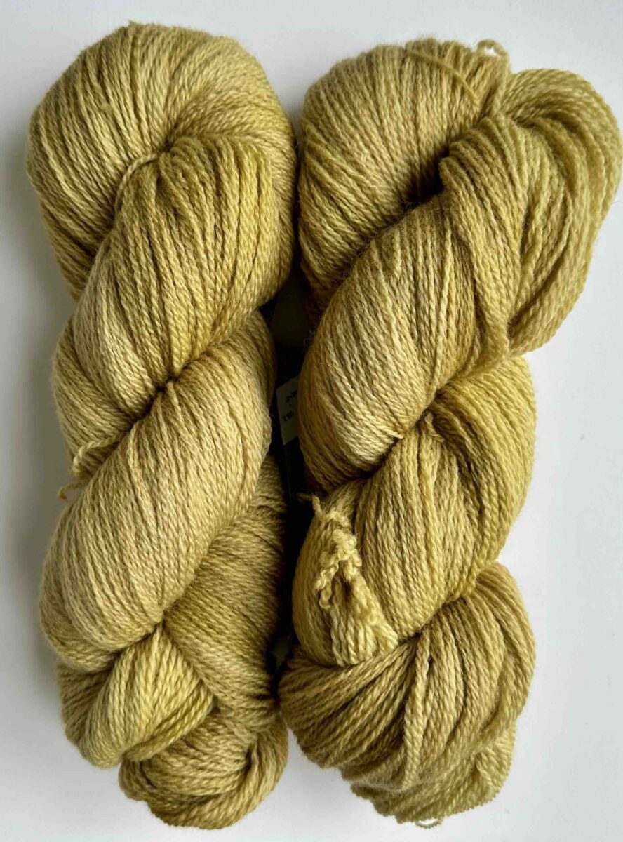 handmaiden-bfl-2-8-169770-fil-fingering-teint-main-ch-le image 1