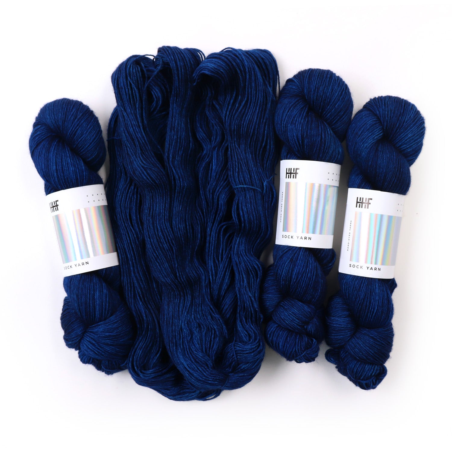 hedgehog-fibres-ink-custom-dye-order-laine-teinte-main-noire image 1