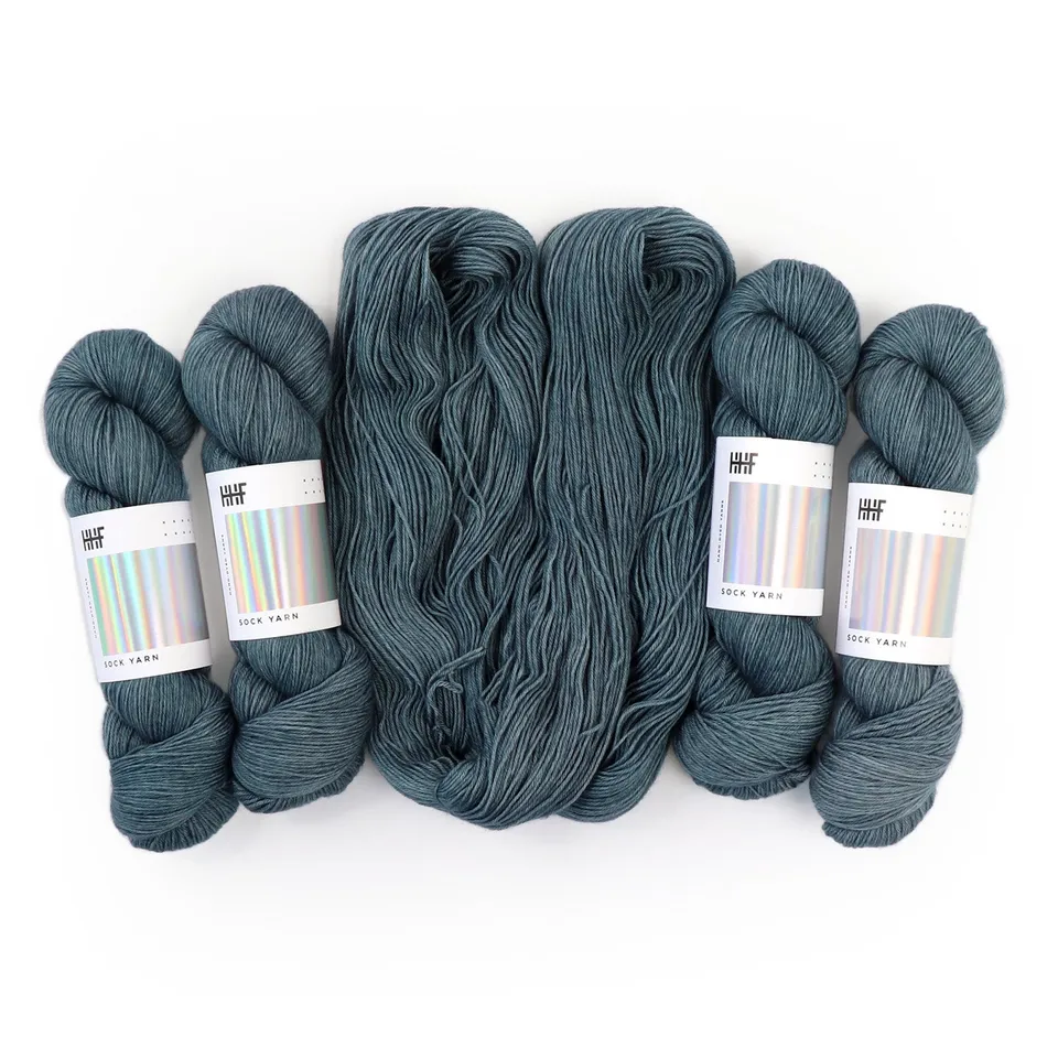 hedgehog-fibres-sock-pigeon-laine-chaussettes-100g-teinte-main image 1