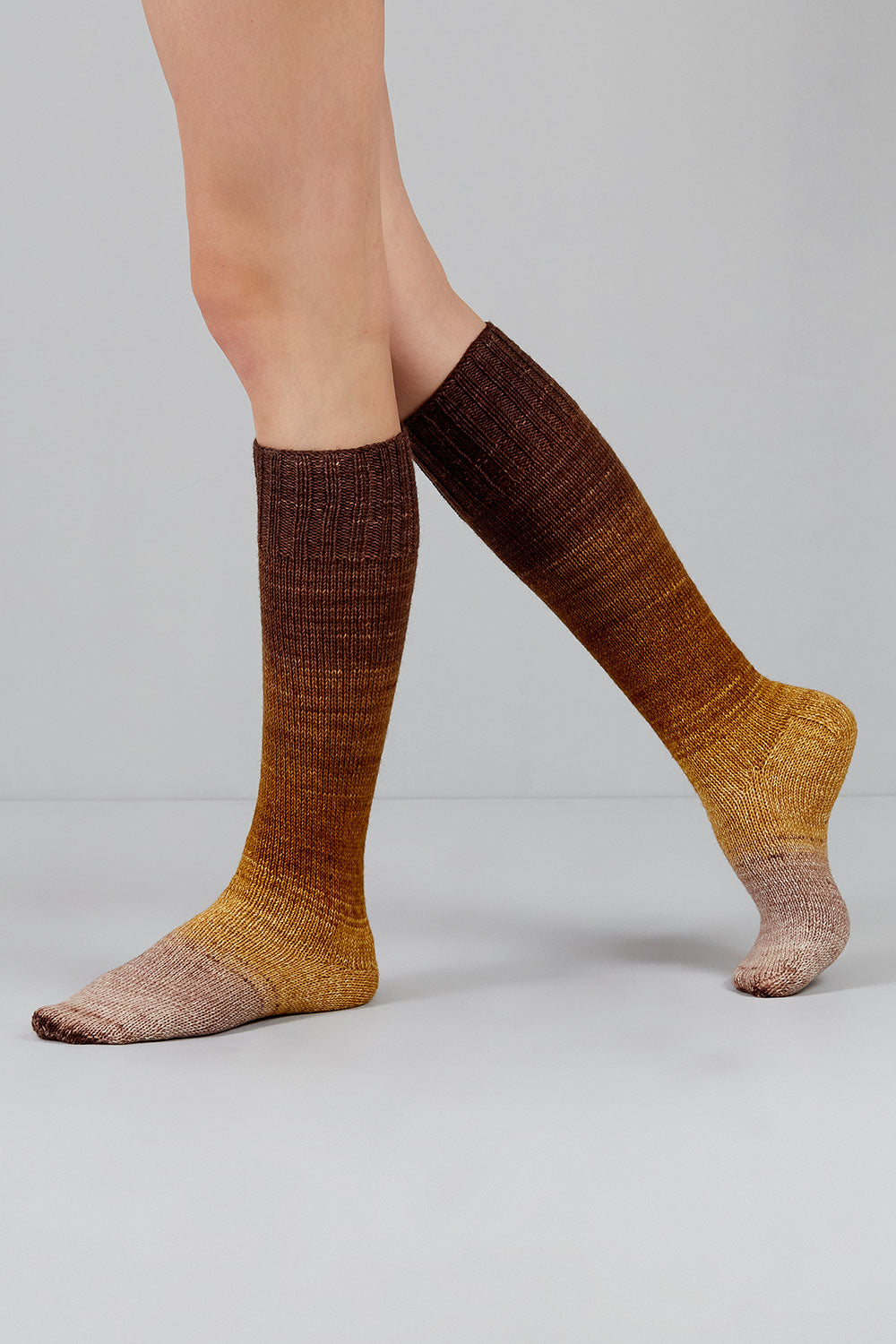 gusto-wool-echoes-fingering-1513-laine-d-grad-100-g image 2