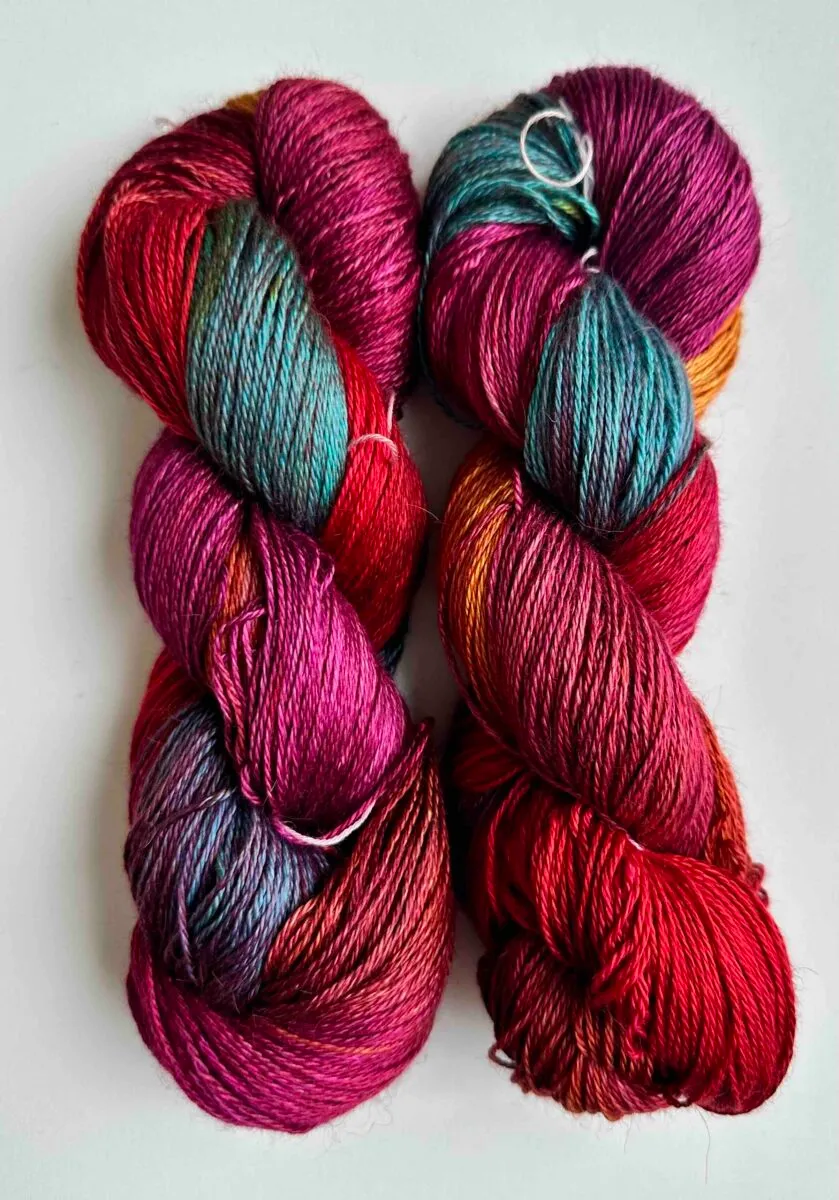 handmaiden-camelspin-169360-fil-tricoter-teint-main-ch-le image 1