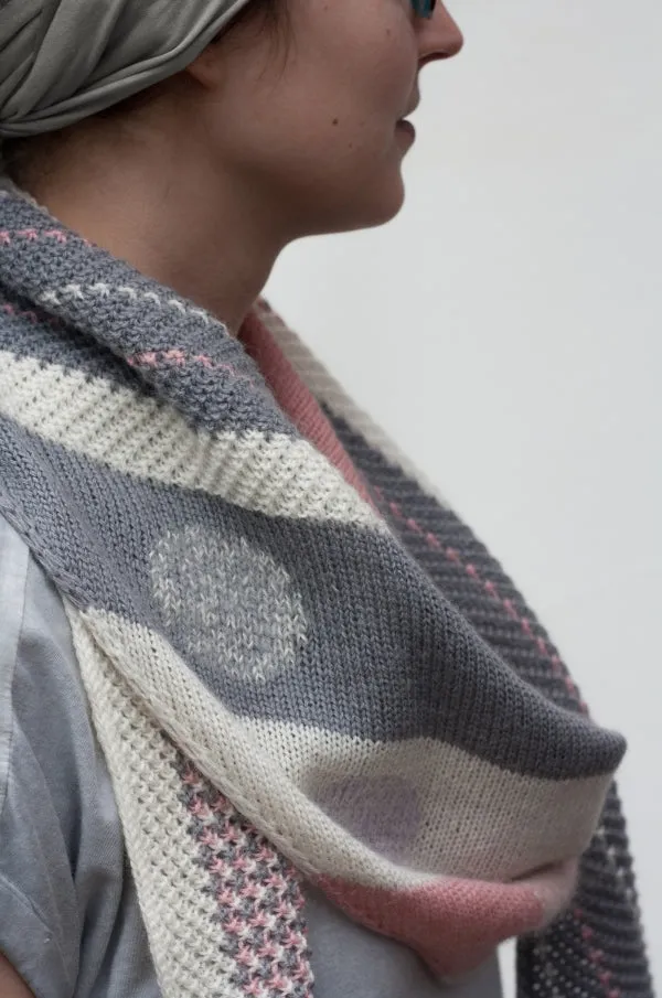 ito-patterns-dot-dot-dot-patron-tricot-ch-le-3-couleurs image 1