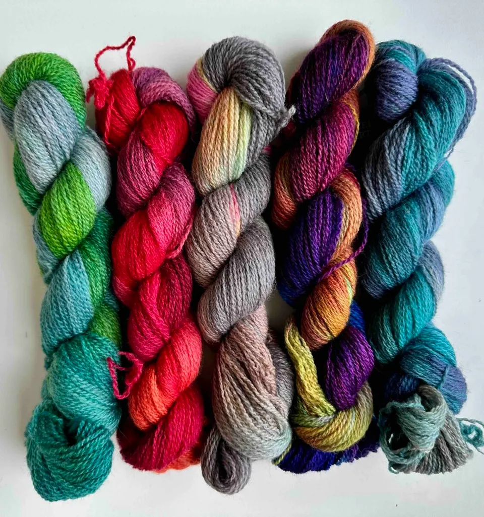 handmaiden-bfl-2-8-fingering-169649-fil-chaussettes image 1