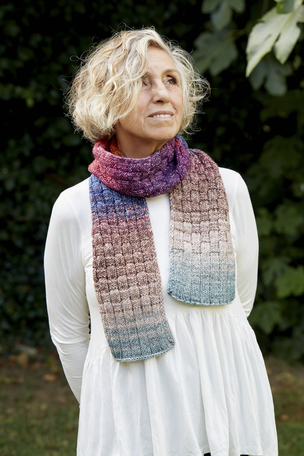 gusto-wool-attabi-scarf-patron-tricot-charpe-aran image 2