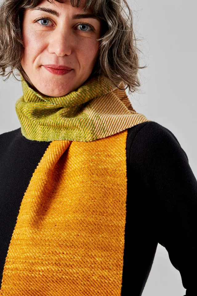 gusto-wool-ochra-patron-foulard-tiss-main image 1