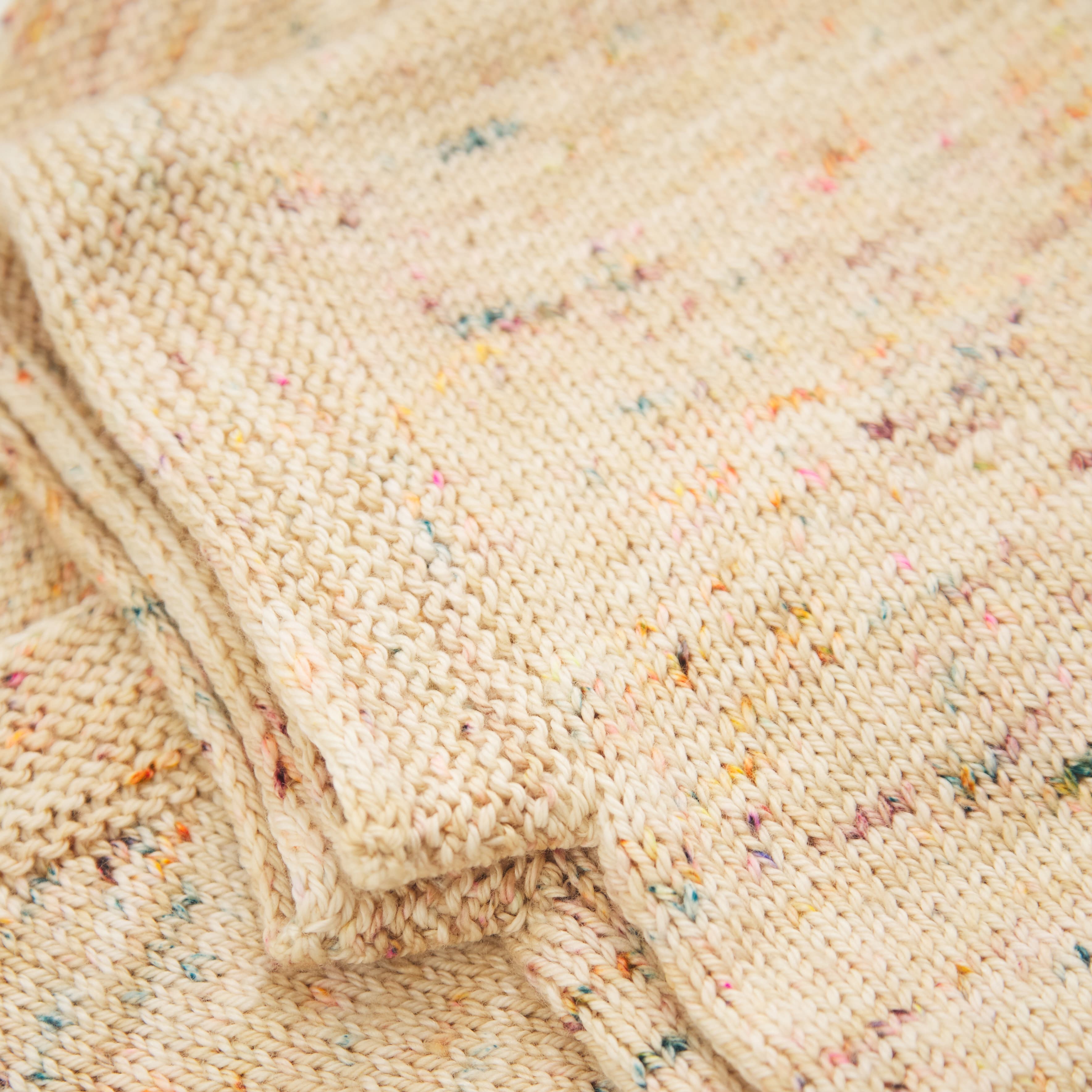 hedgehog-fibres-patterns-abalone-2019-patron-cardigan-sans-couture image 4