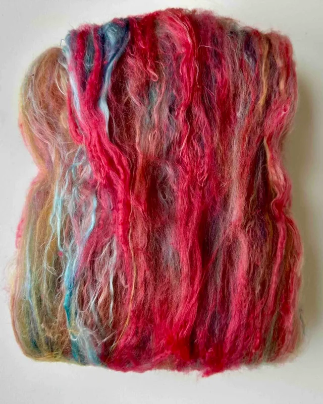 handmaiden-silk-fibre-batt-162894-fibre-soie-filer image 1