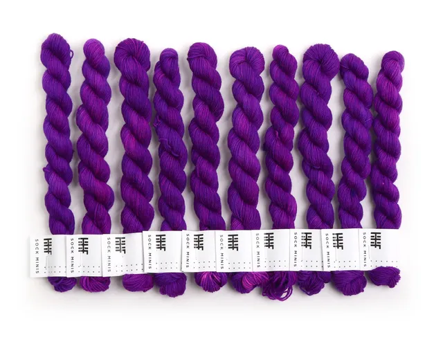 hedgehog-fibres-sock-minis-spell-pelote-20g-m-rinos-nylon image 1
