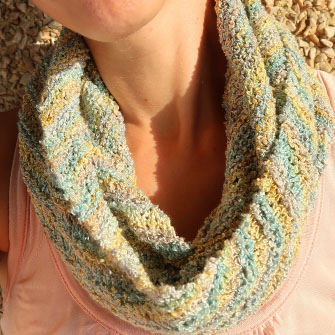 handmaiden-patterns-rumple-cowl-patron-snood-tricot image 2