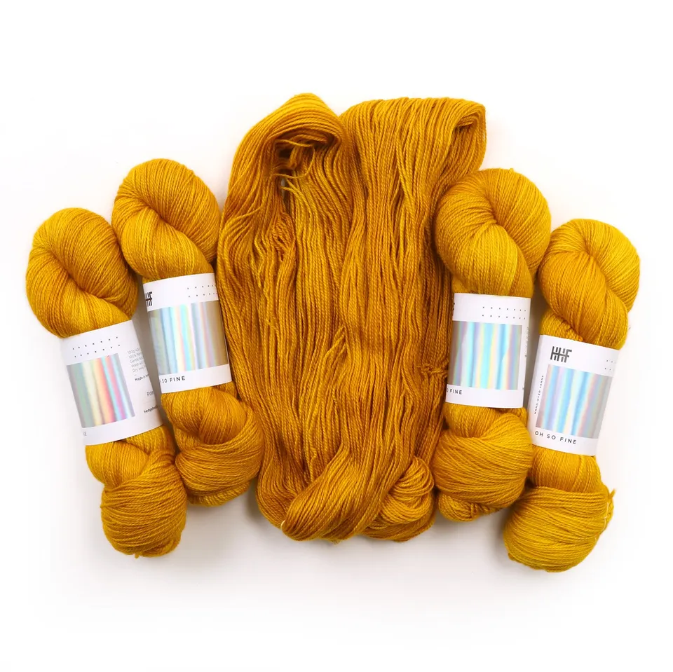 hedgehog-fibres-oh-so-fine-merino-laine-pollen-425-m image 1