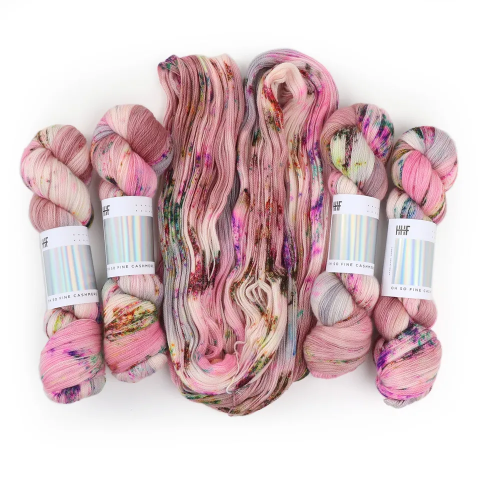hedgehog-fibres-oh-so-fine-cashmere-potluck-3908-laine image 1
