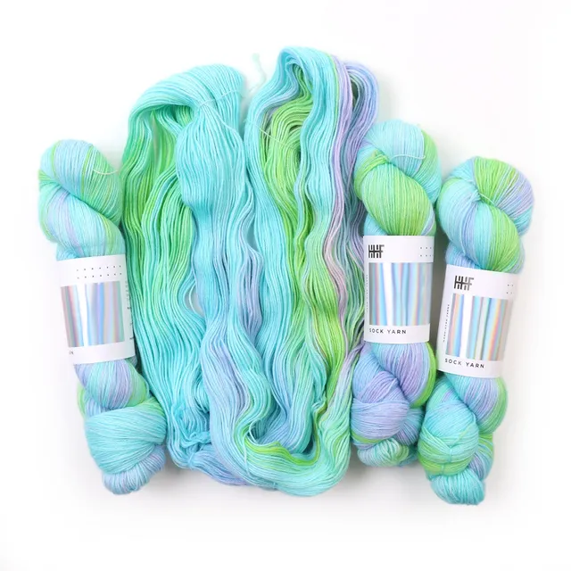 hedgehog-fibres-sock-yarn-down-by-the-river-laine-100g image 1