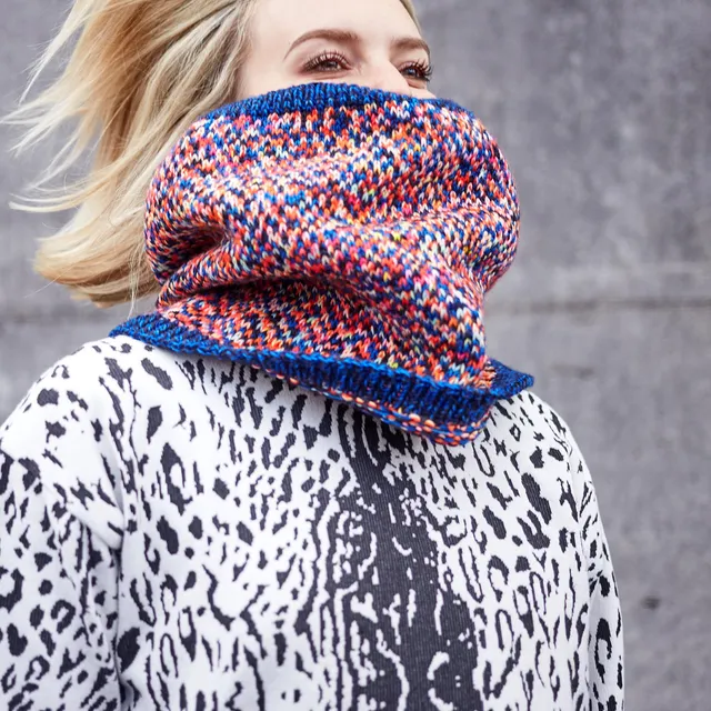 hedgehog-fibres-patterns-glitch-cowl-patron-snood-70cm image 1