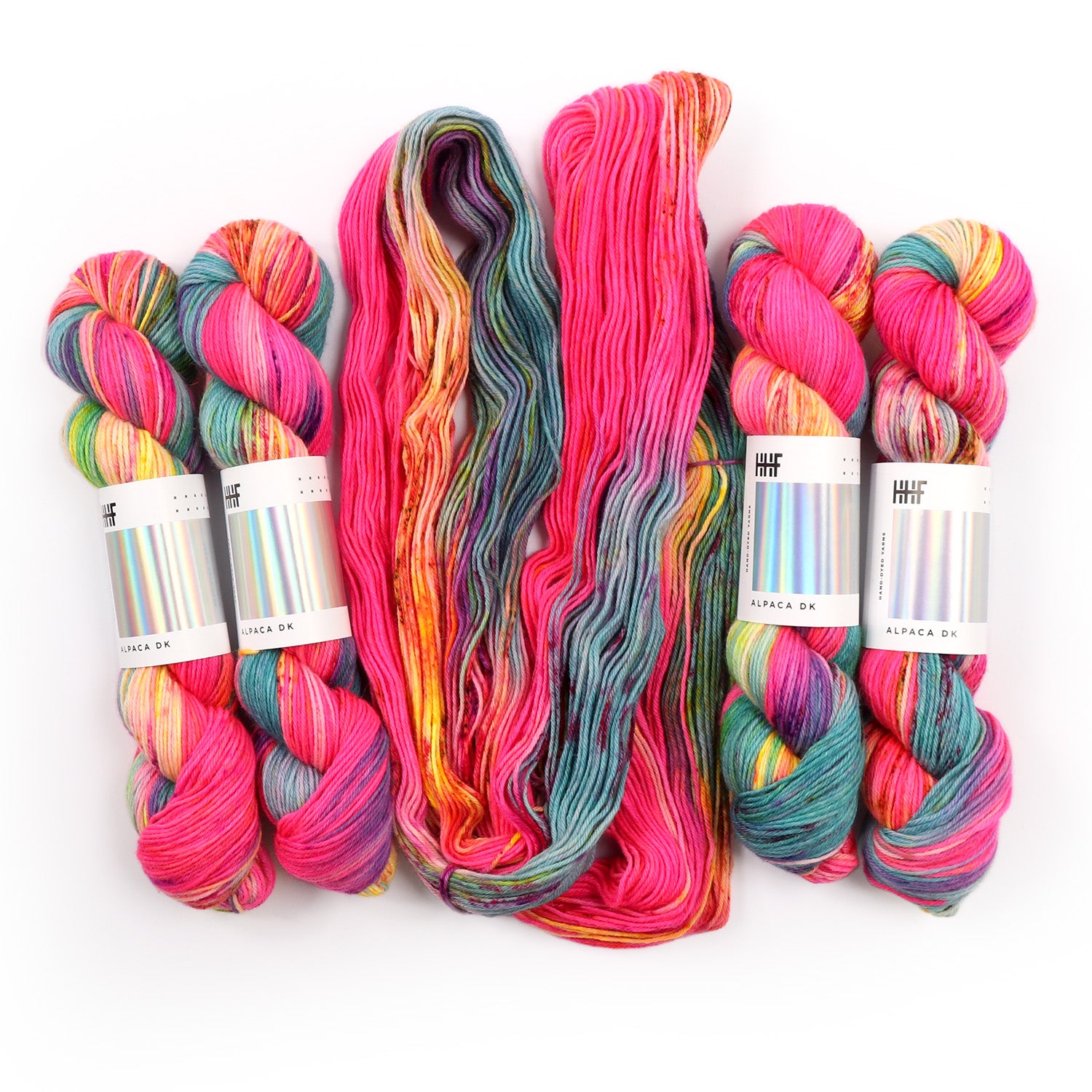 hedgehog-fibres-custom-dye-order-heartbreaker-fil-tricoter-teint-main image 3