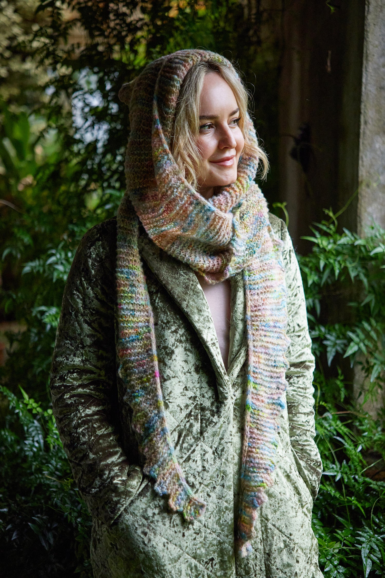 hedgehog-fibres-faefolk-hood-patron-tricot-capuche image 1