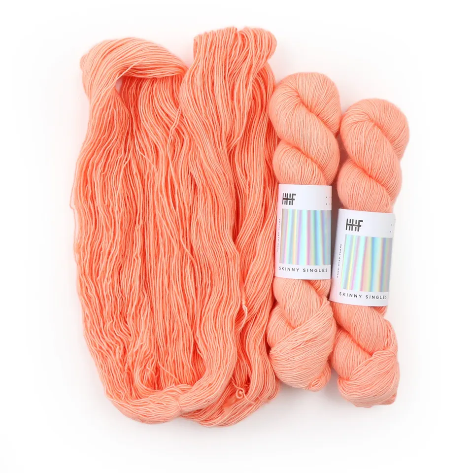 hedgehog-fibres-skinny-singles-coral-fil-fingering-m-rinos-100g image 1