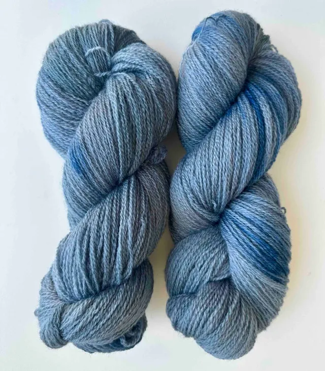 handmaiden-bfl-2-8-fingering-fil-tricoter-168818-teint-main image 1
