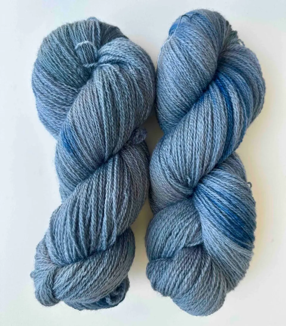 handmaiden-bfl-2-8-fingering-fil-tricoter-168818-teint-main image 1