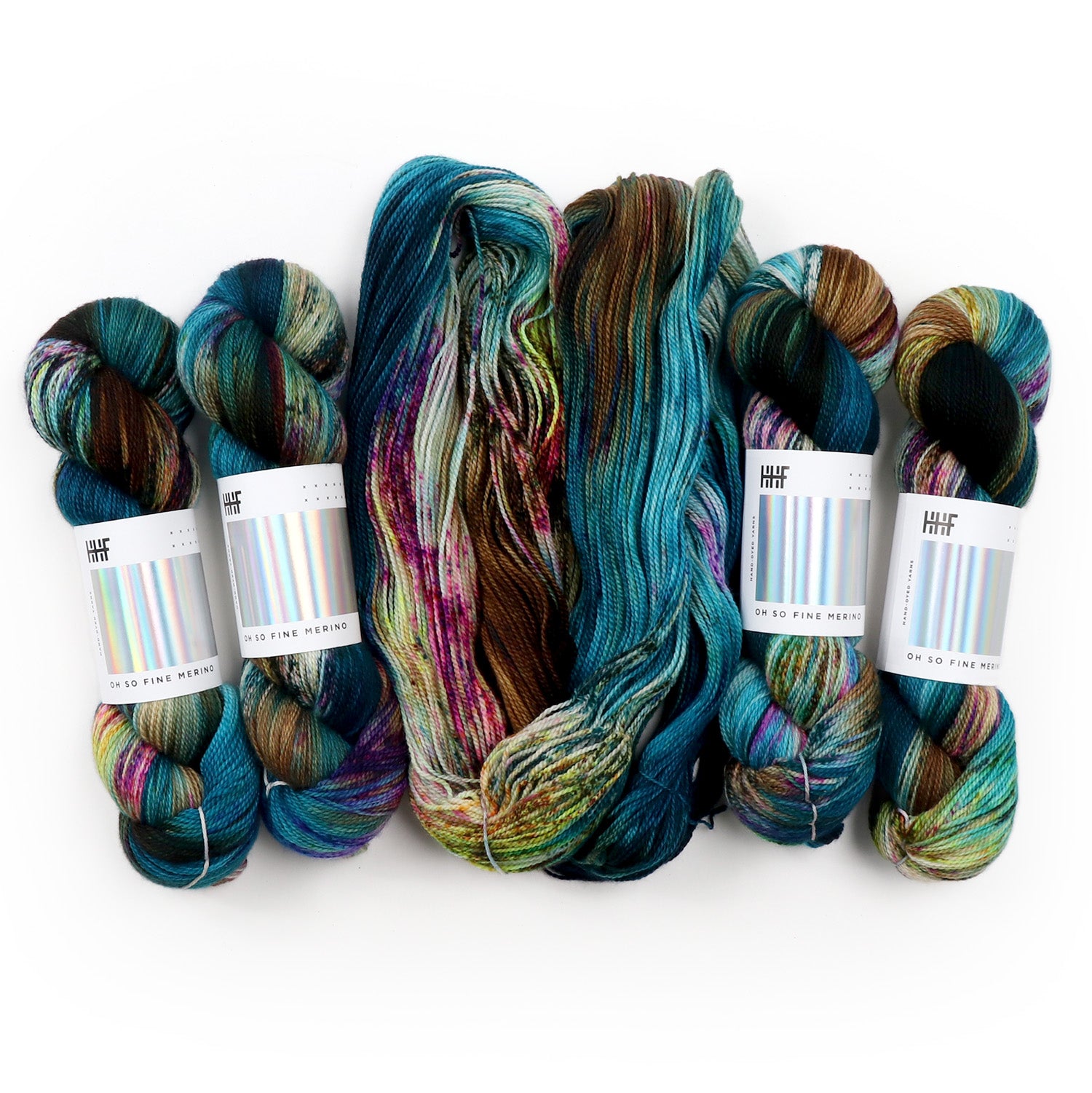 hedgehog-fibres-custom-stargazing-laine-bleu-nuit-teint-main image 5
