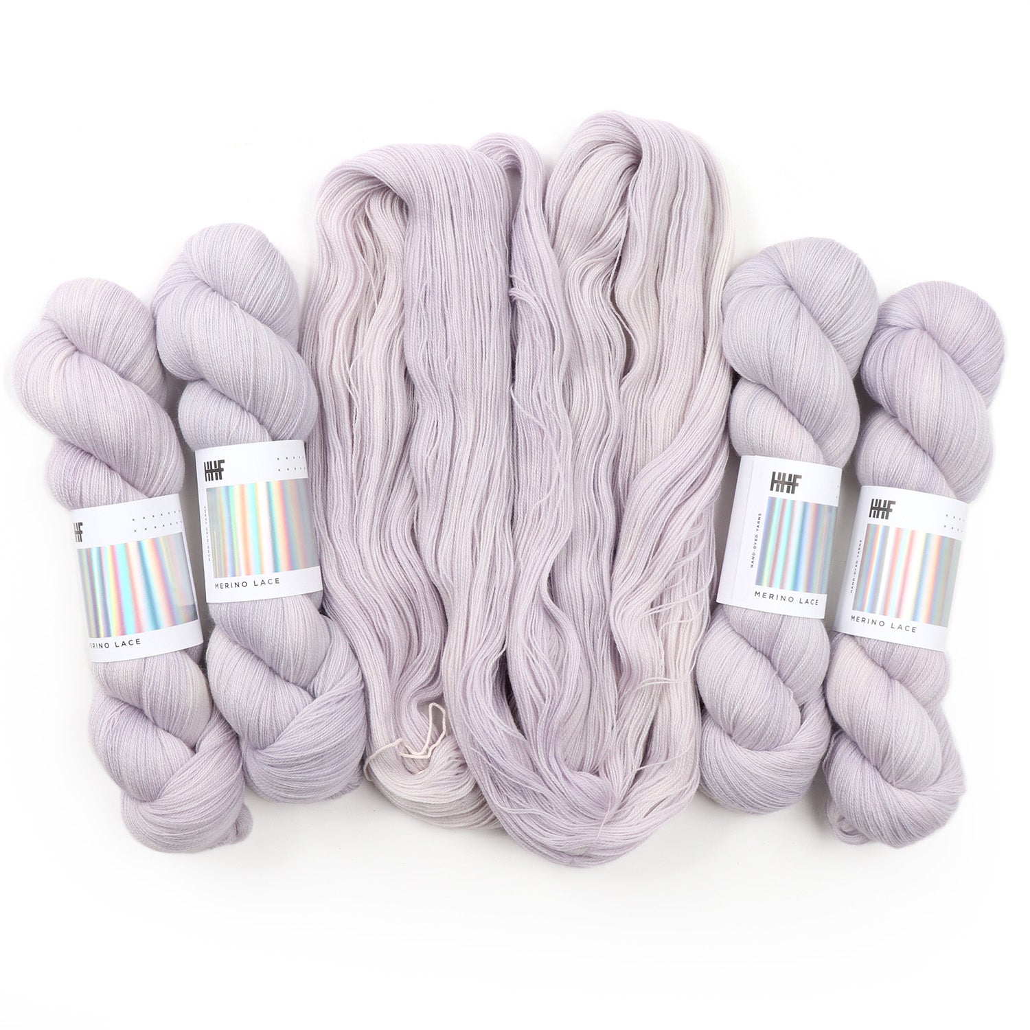 hedgehog-fibres-custom-ghost-merino-dk-laine-teinte-main image 2