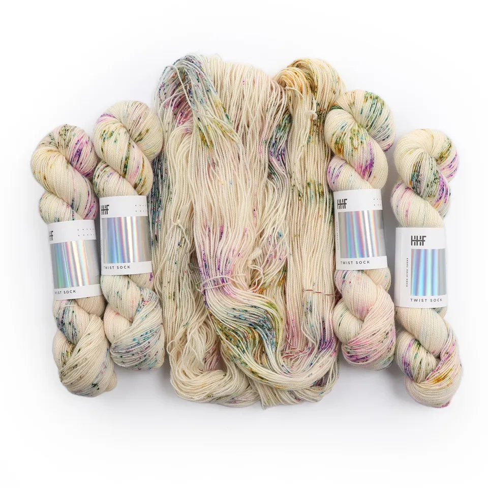 hedgehog-fibres-pressed-flowers-laine-twist-sock-100g image 1