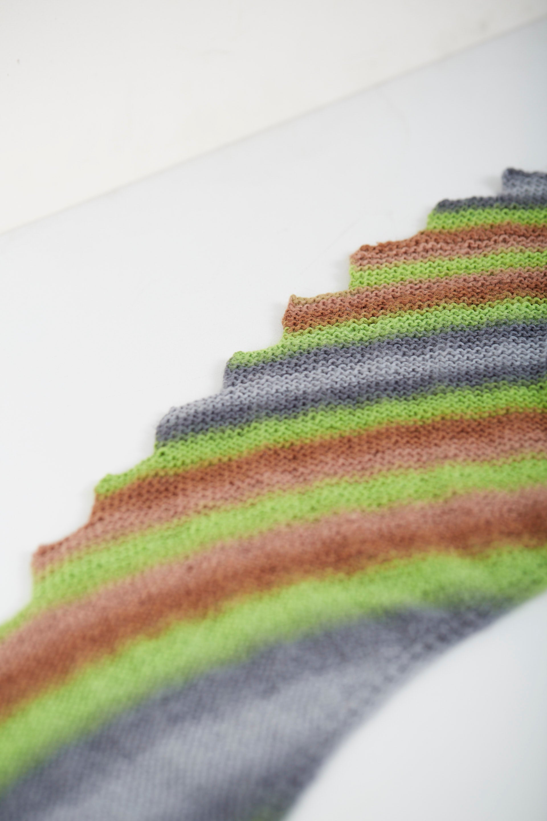 gusto-wool-scala-scarf-patron-tricot-anglais image 2
