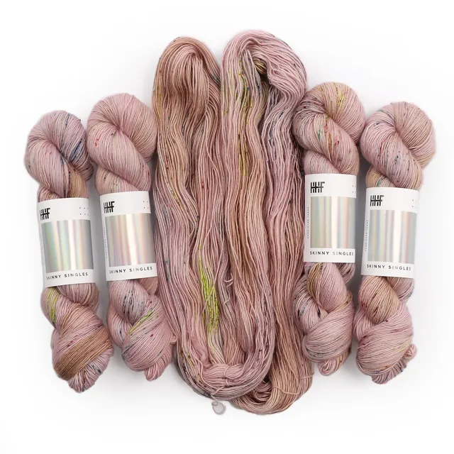 hedgehog-fibres-skinny-singles-petrichor-fil-fingering-100g image 1