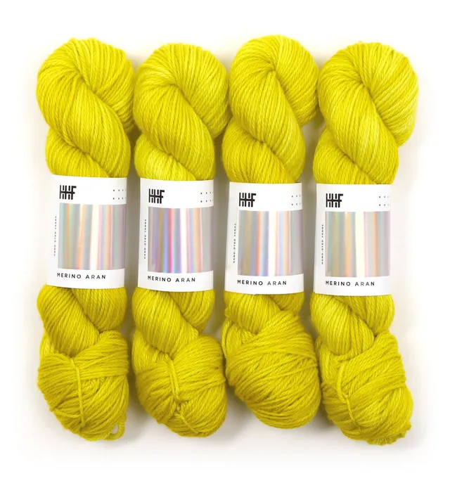 hedgehog-fibres-merino-aran-ufo-laine-100g-superwash image 1