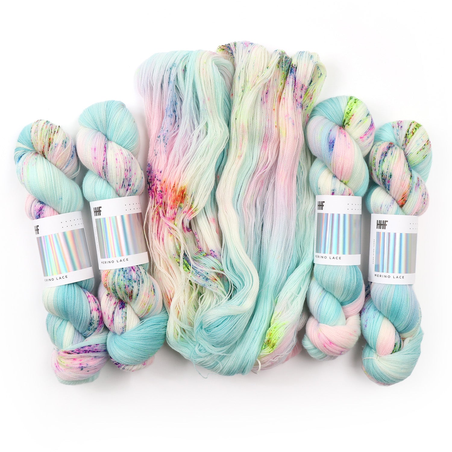 hedgehog-fibres-custom-lovebird-laine-sur-commande-teint-main image 4