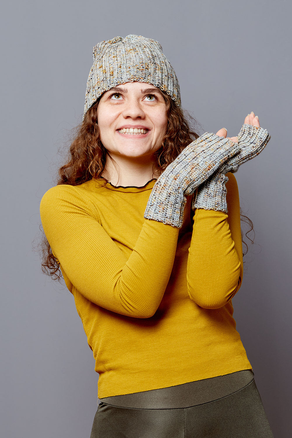 gusto-wool-edgewise-mitts-patron-mitaines-crochet-fingering image 4