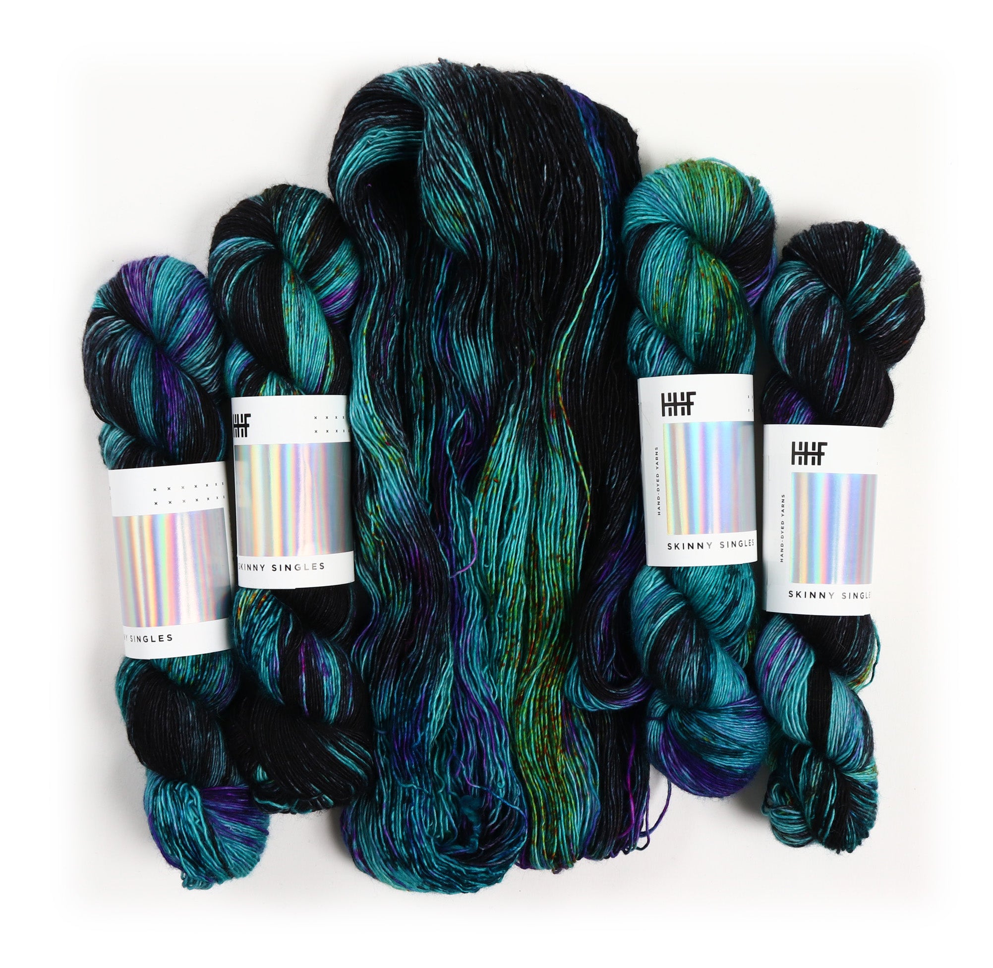 hedgehog-fibres-maelstrom-fil-tricoter-cheveau-teint-main image 3