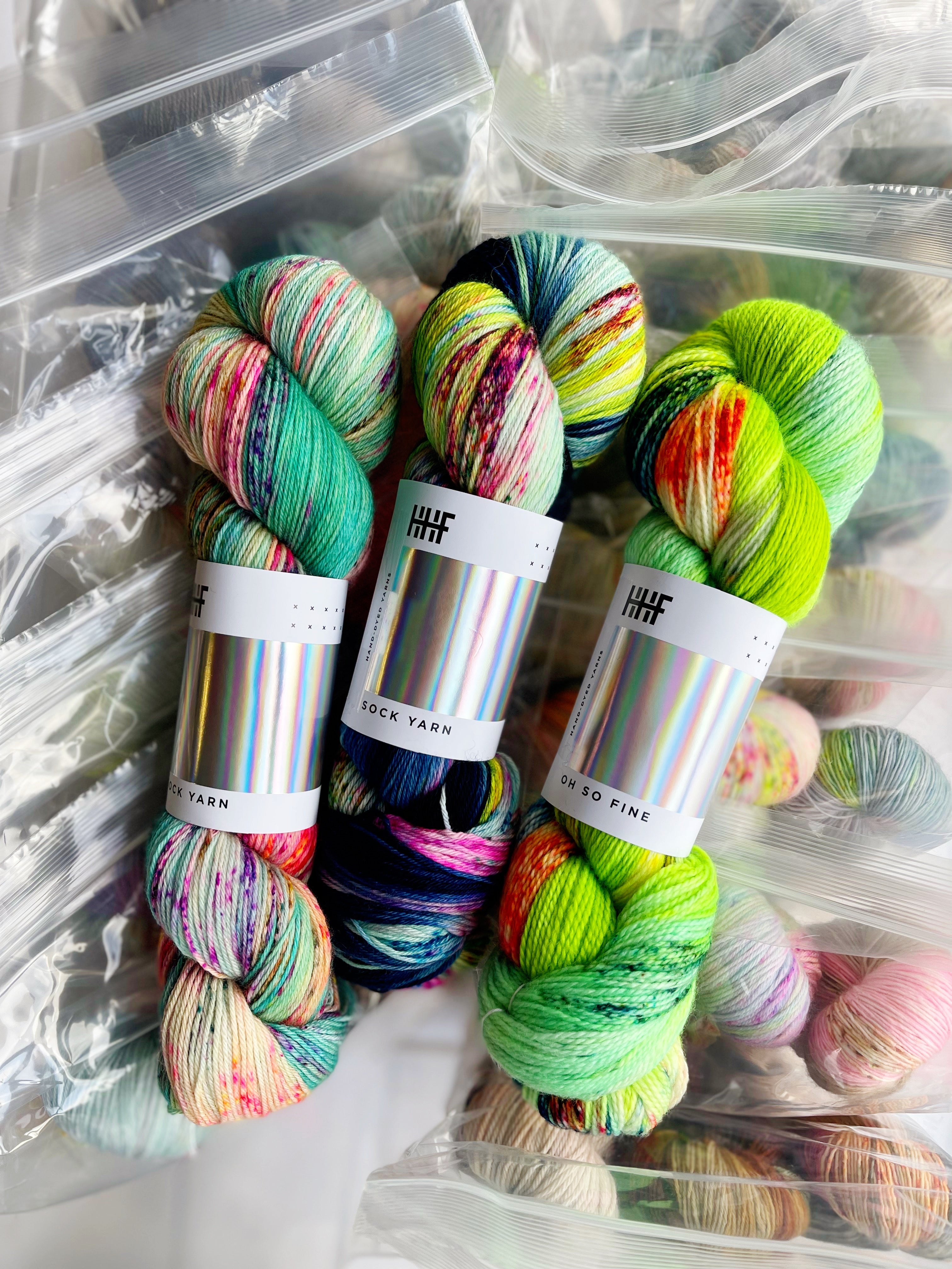 hedgehog-fibres-yarn-sets-lot-lucky-dip-3-cheveaux image 4