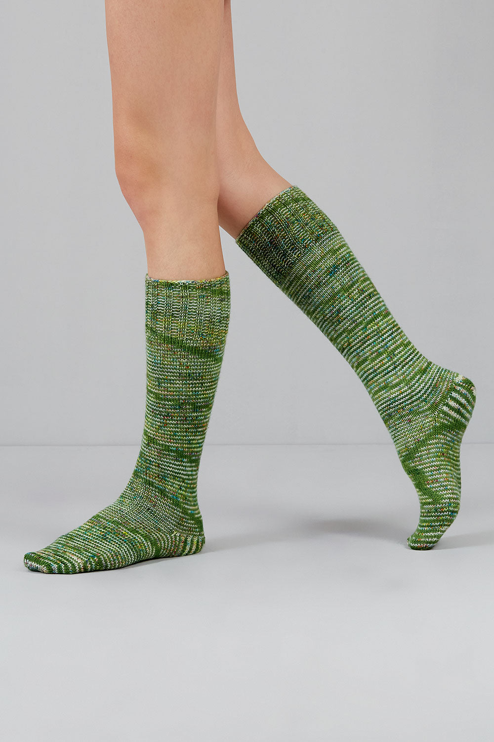 gusto-wool-carmen-1408-fil-fingering-lot-de-5 image 2