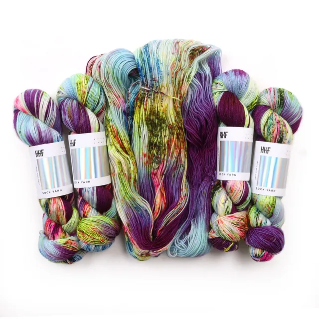 hedgehog-fibres-custom-dye-celestial-laine-sur-commande image 1