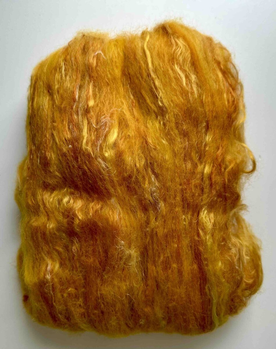 handmaiden-fibres-silk-fibre-batt-165329-nappe-soie image 1
