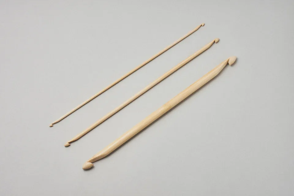 ito-afghan-hook-crochet-tunisien-double-pointe-30-cm-bambou image 1
