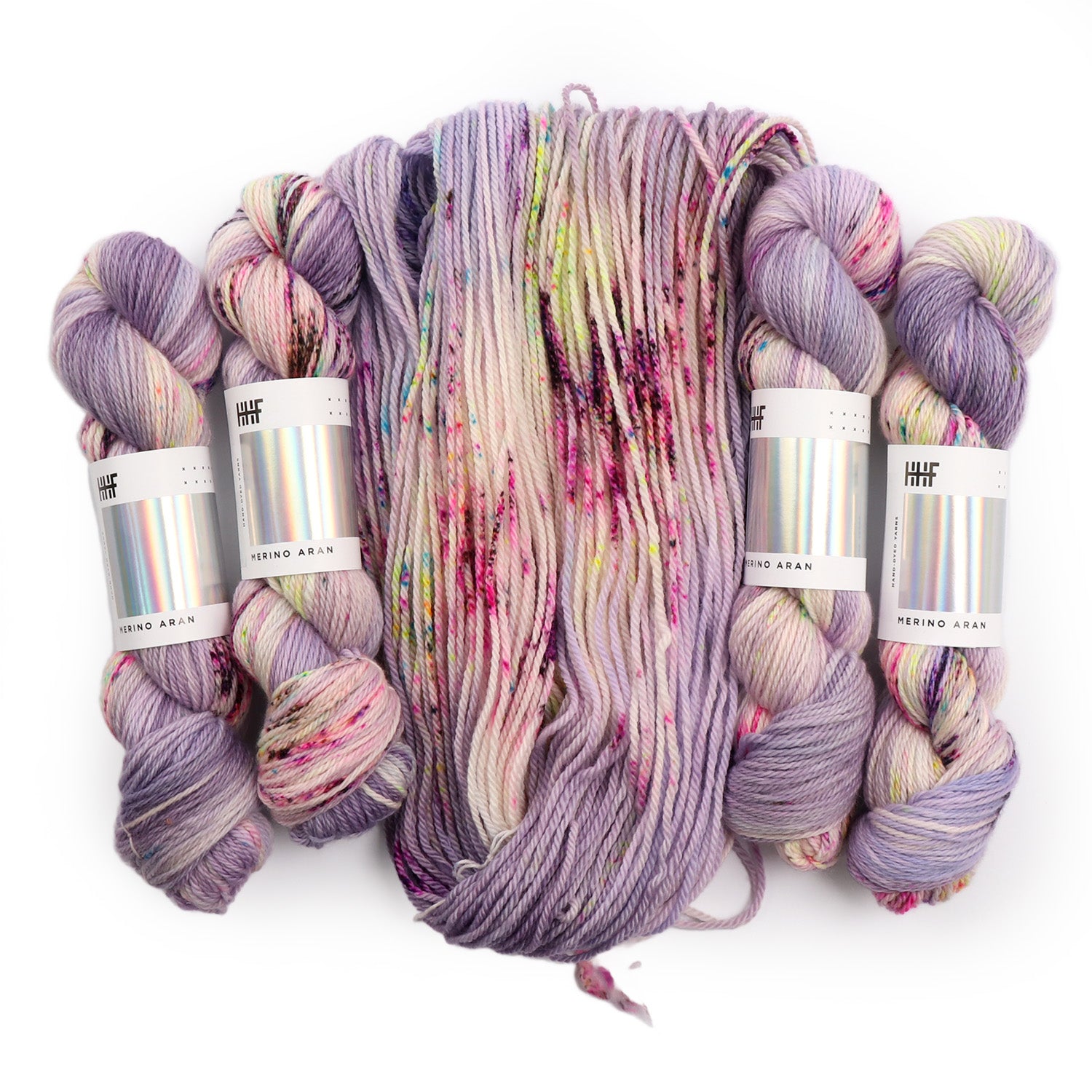 hedgehog-fibres-custom-rain-on-violets-laine-violet-teint-main image 5
