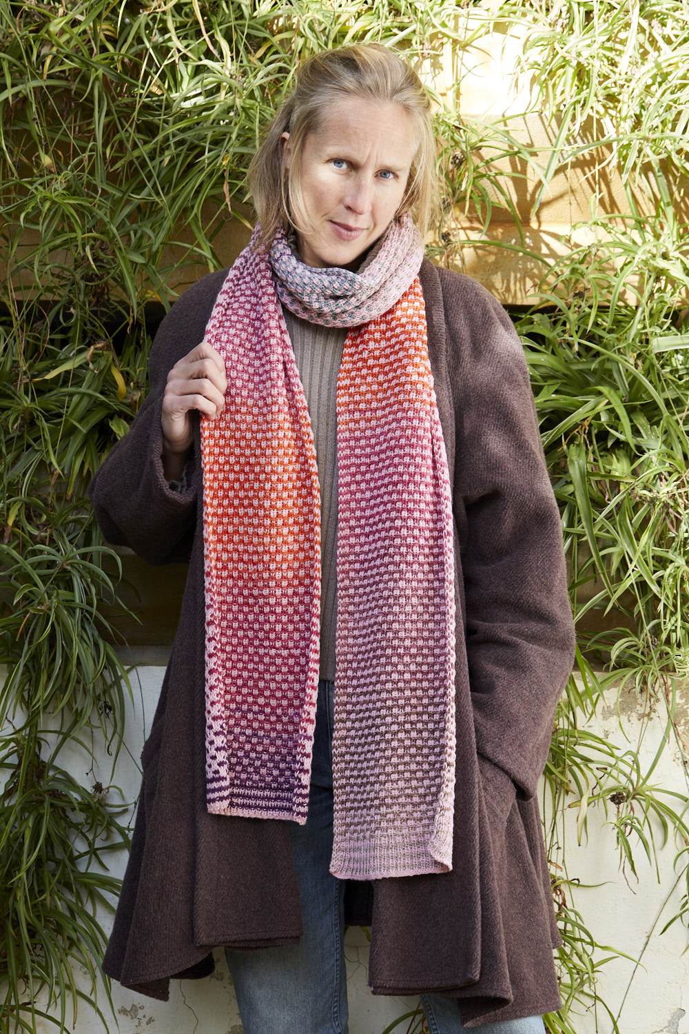 gusto-wool-saman-scarf-patron-tricot-foulard-ray-fingering image 1