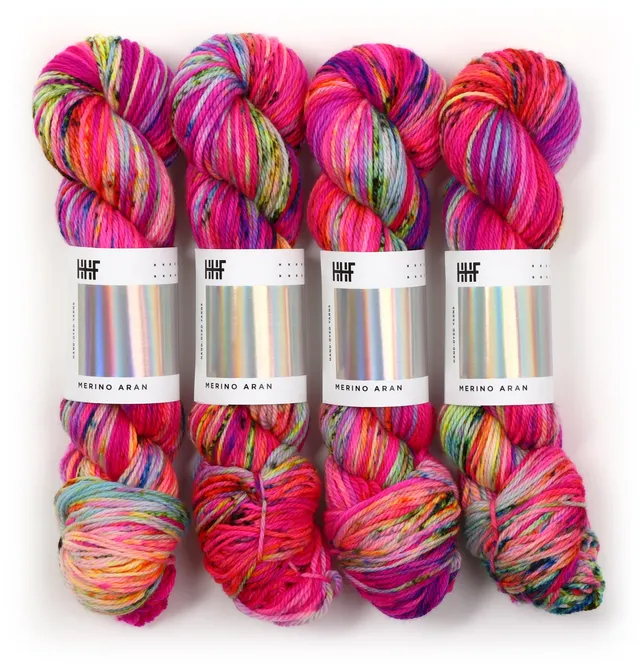 hedgehog-fibres-merino-aran-laine-gossip-100g-superwash image 1