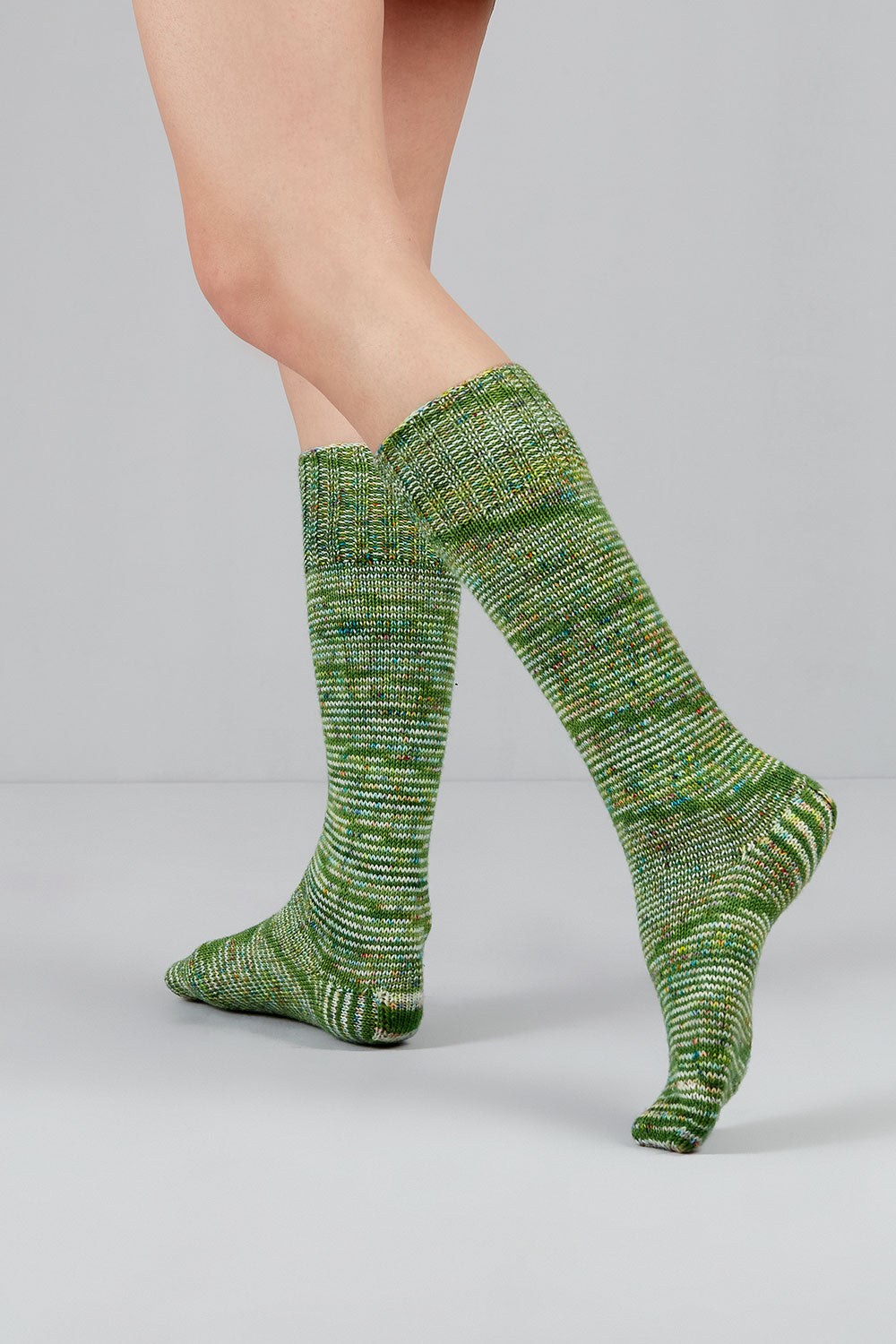 gusto-wool-carmen-1408-fil-fingering-lot-de-5 image 3