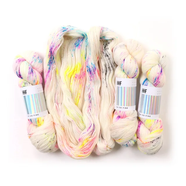 hedgehog-fibres-oh-so-fine-zephyr-laine-merino-100g image 1