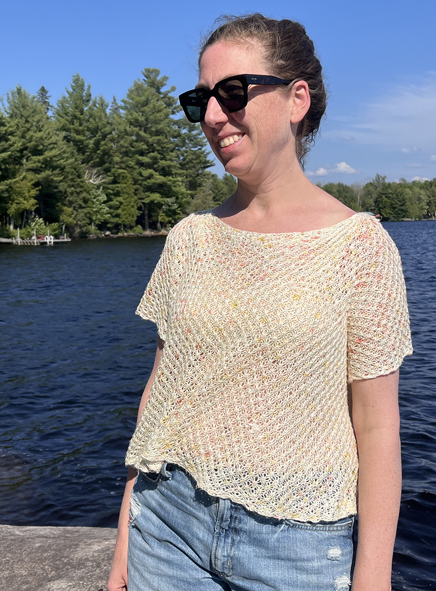 handmaiden-patterns-beach-day-slipover-patron-top-t image 1