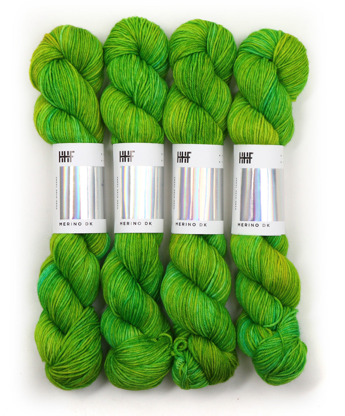 hedgehog-fibres-custom-dye-shamrock-fil-tricoter-teint-main image 3