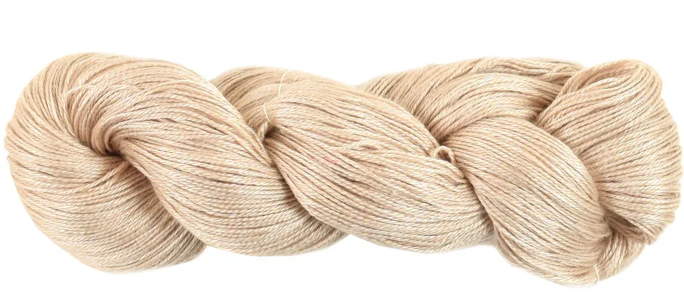 handmaiden-camelspin-fil-tricoter-camel-et-soie-pour-ch-le image 1