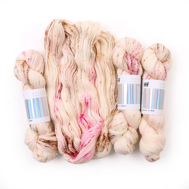 hedgehog-fibres-custom-dye-order-fil-teacup-sur-commande image 1