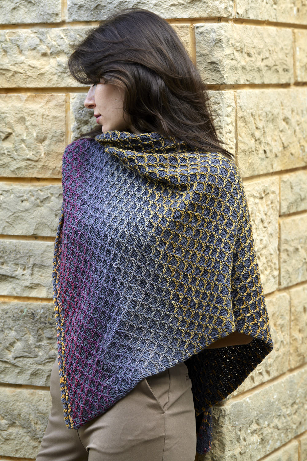 gusto-wool-astarpa-patron-tricot-ch-le-triangle-d-butant image 3