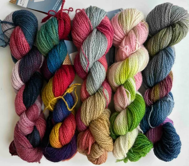 handmaiden-bfl-2-8-fil-fingering-169645-colourwork image 1