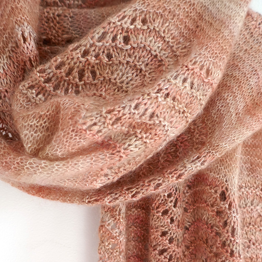 handmaiden-patterns-patron-tricot-accidental-beach-tole-plage image 3