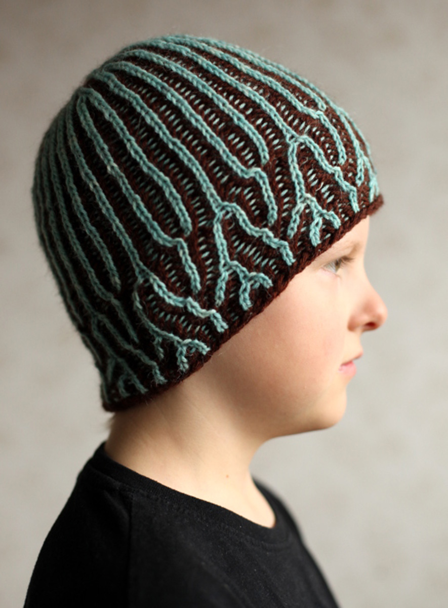 handmaiden-patterns-moreeni-patron-tricot-ch-le-dentelle image 1